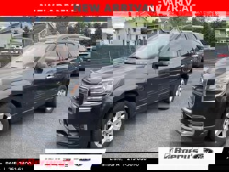 Used 2016 GMC Acadia SLE image 1