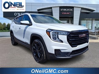 Certified 2022 GMC Terrain SLE w/ Driver Convenience Package image 1