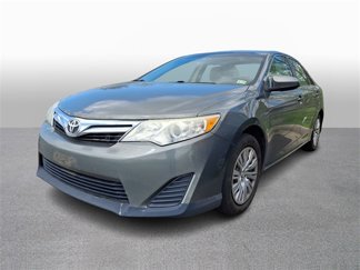 Used 2012 Toyota Camry LE image 1