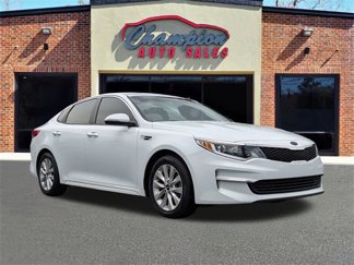Used 2017 Kia Optima LX image 1