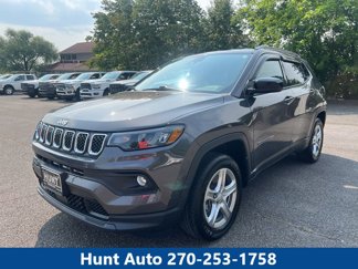 Used 2023 Jeep Compass Latitude w/ Convenience Group image 1