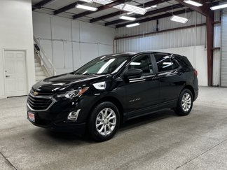 Used 2020 Chevrolet Equinox LS w/ LS Convenience Package image 1