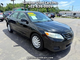 Used 2011 Toyota Camry LE image 1