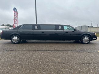 Used 2004 Cadillac De Ville Limousine image 1
