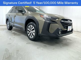 Used 2023 Subaru Outback Premium image 1