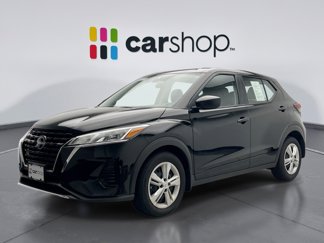 Used 2024 Nissan Kicks S image 1