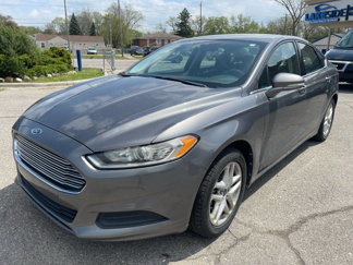 Used 2013 Ford Fusion SE image 1