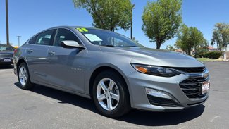 Used 2023 Chevrolet Malibu LT image 1