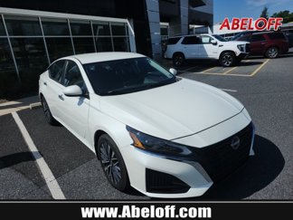 Used 2023 Nissan Altima 2.5 SV image 1