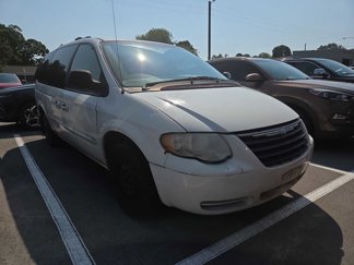 Used 2005 Chrysler Town & Country LX w/ Popular Equipment Group II image 1