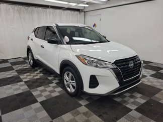 Used 2023 Nissan Kicks S image 1