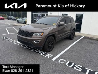 Used 2017 Jeep Grand Cherokee Laredo w/ Quick Order Package 23E video 1
