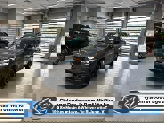 Used 2023 Jeep Cherokee Altitude Lux image 1