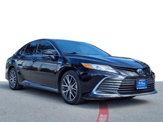 Used 2021 Toyota Camry XLE image 1