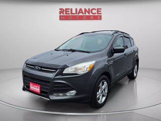 Used 2015 Ford Escape SE image 1