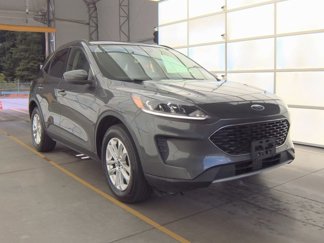 Used 2020 Ford Escape SE image 1