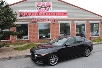 Used 2022 MAZDA MAZDA3 s image 1