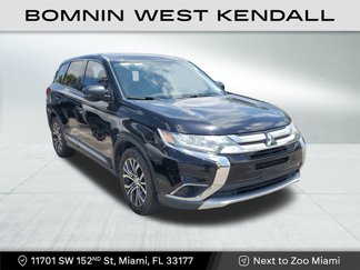 Used 2017 Mitsubishi Outlander ES image 1