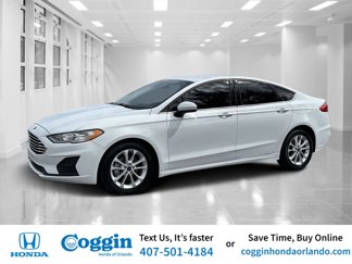 Used 2020 Ford Fusion SE image 1