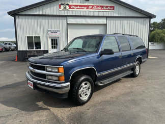 Used 1999 Chevrolet Suburban 4WD w/ Preferred Equipment Group 2 image 1