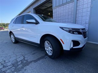 Used 2022 Chevrolet Equinox LT w/ Driver Convenience Package image 1