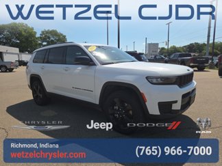 Used 2023 Jeep Grand Cherokee L Laredo image 1