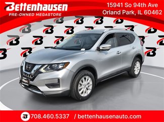 Used 2017 Nissan Rogue SV w/ SV Premium Package image 1