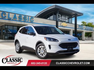 Used 2022 Ford Escape SE image 1