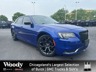 Used 2019 Chrysler 300 Touring w/ Sport Appearance Package image 1