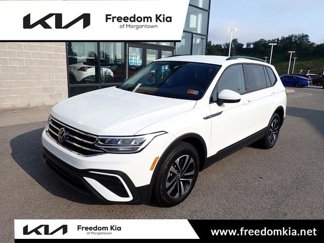 Used 2024 Volkswagen Tiguan S image 1