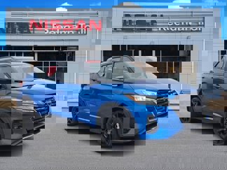Used 2023 Nissan Kicks SR w/ SR Premium Package image 1