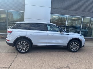 New 2025 Lincoln Corsair Reserve image 1