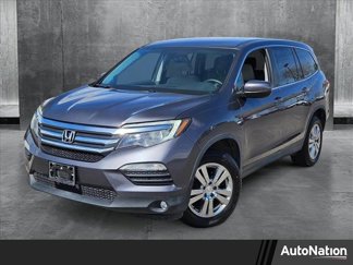 Used 2017 Honda Pilot EX image 1