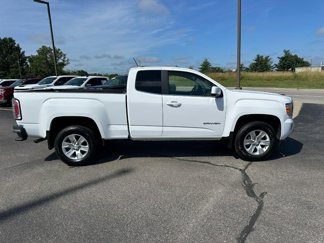 Used 2015 GMC Canyon SLE image 1