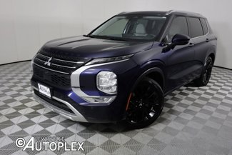 Used 2023 Mitsubishi Outlander SEL image 1