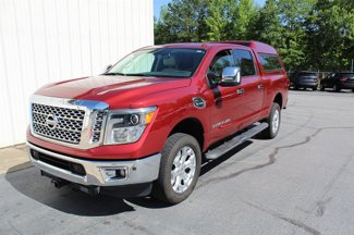 Used 2016 Nissan Titan SL image 1