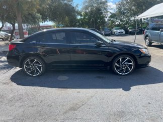 Used 2013 Chrysler 200 Touring image 1