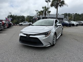 Used 2022 Toyota Corolla LE image 1