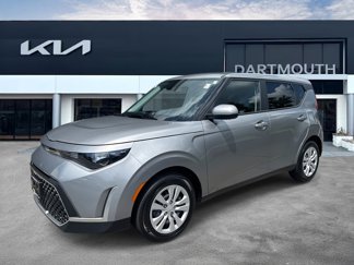 Used 2025 Kia Soul LX image 1