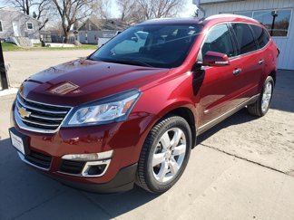 Used 2017 Chevrolet Traverse LT w/ Style and Technology Package image 1