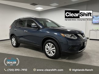 Used 2015 Nissan Rogue SV image 1