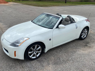 Used 2005 Nissan 350Z Touring image 1