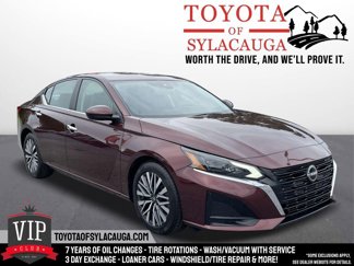 Used 2023 Nissan Altima 2.5 SV image 1