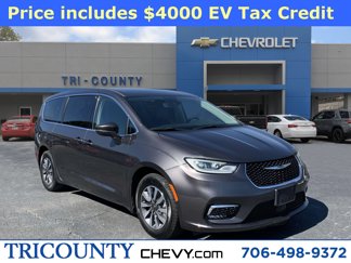 Used 2022 Chrysler Pacifica Touring-L image 1