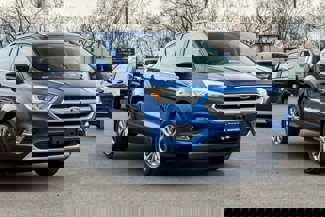 Used 2017 Ford Escape Titanium image 1