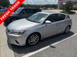 Used 2015 Lexus CT 200h image 1