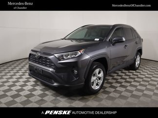 Used 2021 Toyota RAV4 XLE image 1