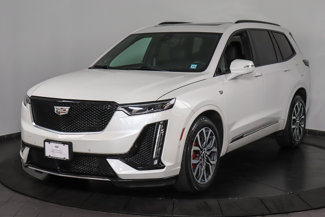 Used 2022 Cadillac XT6 Sport w/ Technology Package image 1