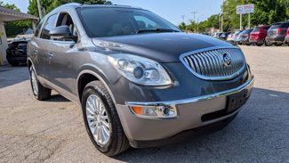 Used 2011 Buick Enclave CXL image 1