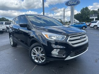 Used 2019 Ford Escape SE image 1